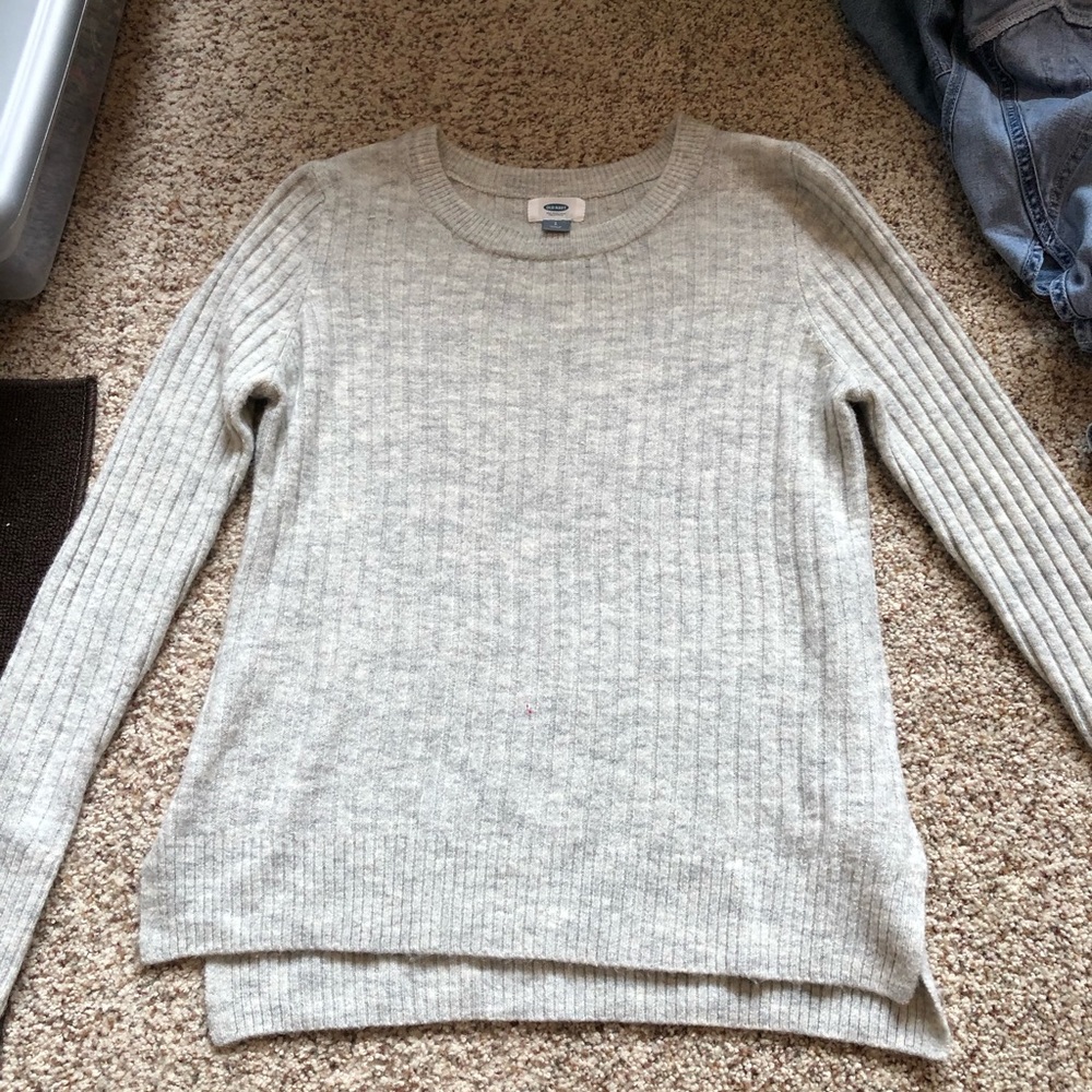 Grey knit sweater